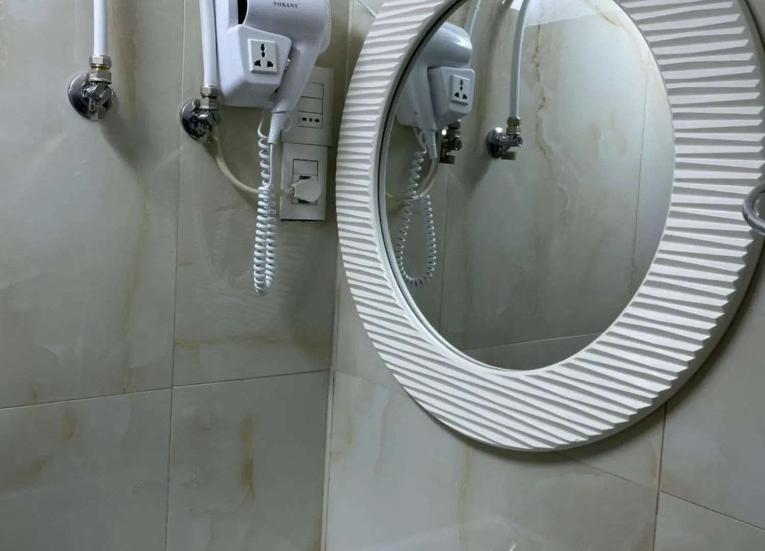 Destinacion Central Room Tirana 0*,
